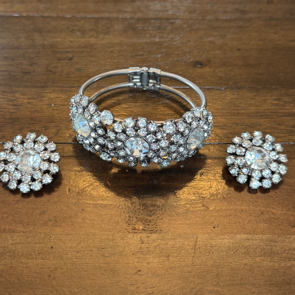 Juliana Unsigned Jewelry Set Women Silver Clear Rhinestone Clamper & Earrings